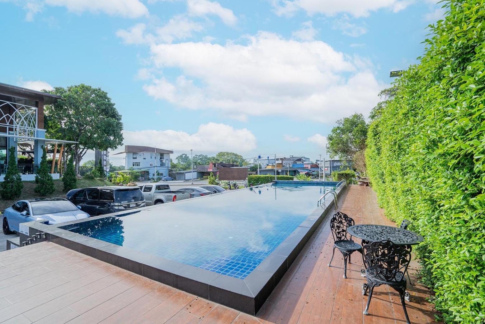 Nutchana Hill Boutique Hotel ハートヤイ エクステリア 写真