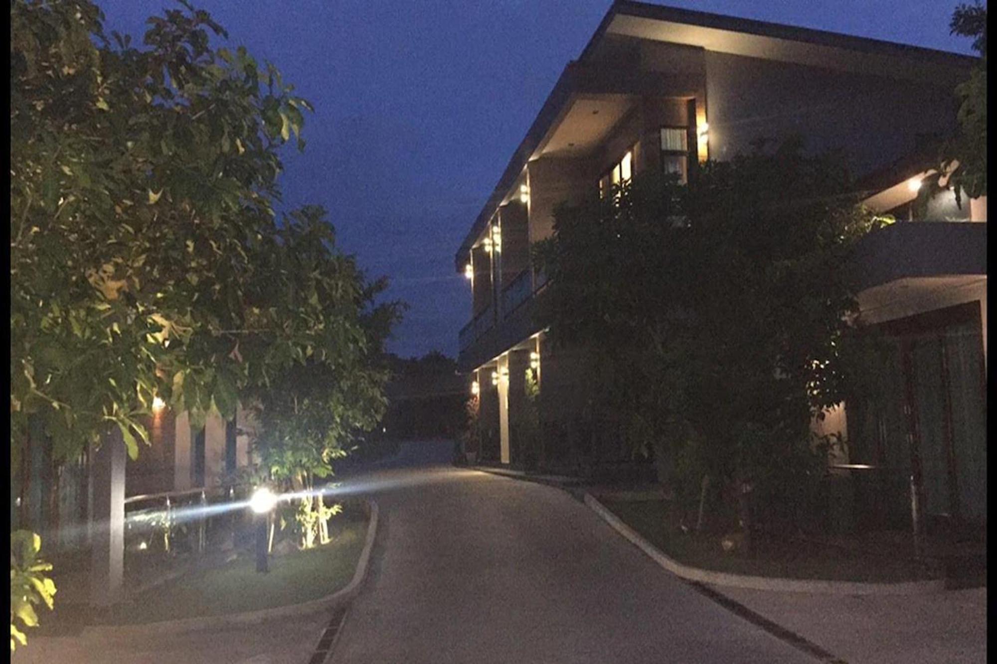 Nutchana Hill Boutique Hotel ハートヤイ エクステリア 写真