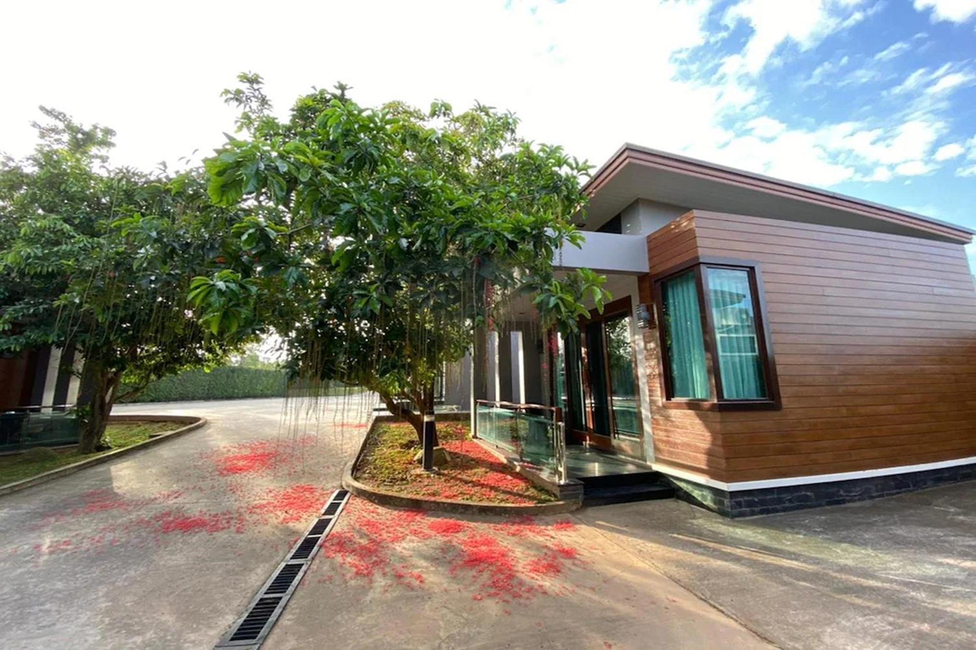 Nutchana Hill Boutique Hotel ハートヤイ エクステリア 写真