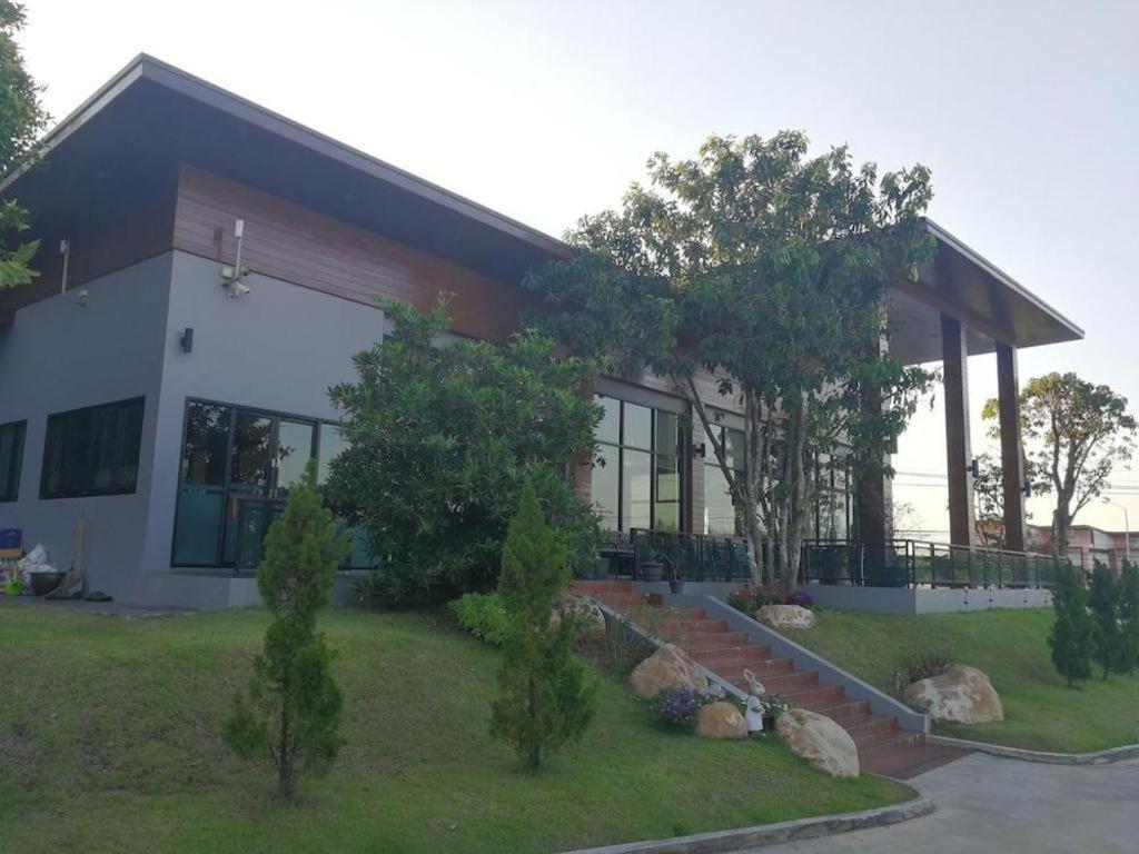 Nutchana Hill Boutique Hotel ハートヤイ エクステリア 写真